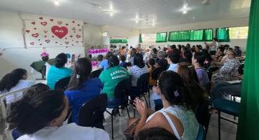 Crianças e Adolescentes do Serviço de Convivência e Fortalecimento de Vínculos das famílias fazem Apresentação Especial para as Mães no CRAS de Lagoa Formosa Crianças e Adolescentes do Serviço de Convivência e Fortalecimento de Vínculos das famílias fazem Apresentação Especial para as Mães no CRAS de Lagoa Formosa
