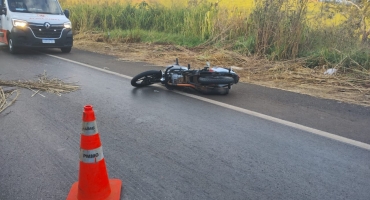Condutora de motocicleta de 20 anos morre em acidente na BR-354; entre Lagoa Formosa e Patos de Minas Condutora de motocicleta de 20 anos morre em acidente na BR-354; entre Lagoa Formosa e Patos de Minas