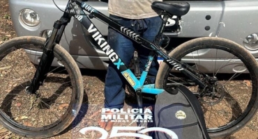 Lagoa Formosa - Andarilho furta bicicleta em São Gotardo e acaba preso na comunidade de Campina Verde Lagoa Formosa - Andarilho furta bicicleta em São Gotardo e acaba preso na comunidade de Campina Verde