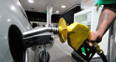 Governo quer mais etanol na gasolina ainda em junho; entenda