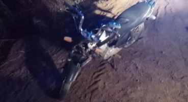 Patos de Minas - Motociclista é encontrada no chão por testemunha após acidente na MGC-354