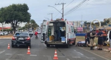 Colisão entre carro e moto deixa duas pessoas feridas em Patos de Minas 