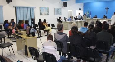 Com a presença de defensores da causa animal, vereadores de Lagoa Formosa realizam 22ª reunião ordinária de 2025