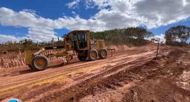 Prefeitura abre licitação para pavimentação asfáltica e construção de nova escola em Lagoa Formosa Prefeitura abre licitação para pavimentação asfáltica e construção de nova escola em Lagoa Formosa