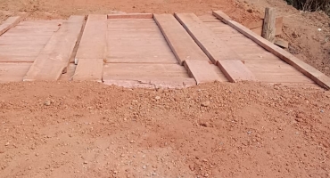 Prefeitura de Lagoa Formosa finaliza construção de ponte na região de Água Limpa Prefeitura de Lagoa Formosa finaliza construção de ponte na região de Água Limpa