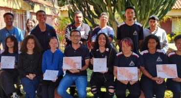 Professor da rede estadual de Minas Gerais é finalista do prêmio Educador Nota 10