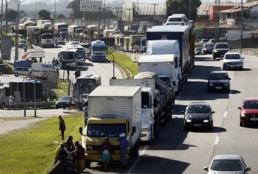 Dia Nacional do Caminhoneiro lembra importância da categoria