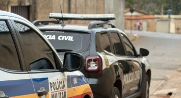 Suspeitos de sequestrar e roubar aproximadamente 100 mil reais de família em Lagoa Formosa são presos pela polícia Civil Suspeitos de sequestrar e roubar aproximadamente 100 mil reais de família em Lagoa Formosa são presos pela polícia Civil