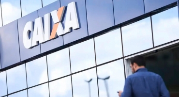 Caixa Federal anuncia fechamento de 128 agências em todo o Brasil Caixa Federal anuncia fechamento de 128 agências em todo o Brasil