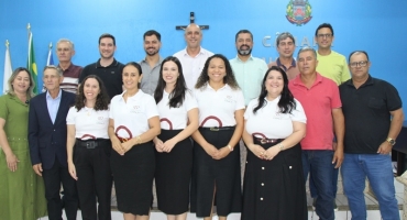 Vereadores de Lagoa Formosa realizam Reunião Ordinária e recebem Secretária Executiva do CISALP 