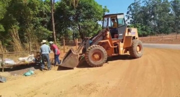 Compreensão - Prefeitura de Lagoa Formosa pede que população da zona rural use corretamente as lixeiras às margens das estradas vicinais 