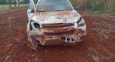 Lagoa Formosa - Tentativa de ultrapassagem acaba em acidente na BR-354