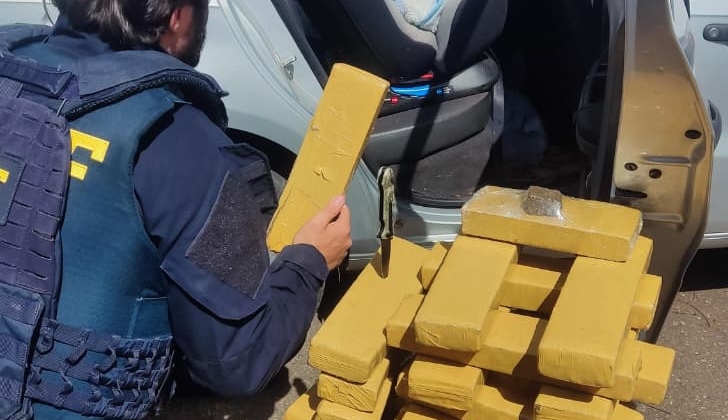 Casal que viajava com filho de 4 anos é preso pela PRF de Patos de Minas transportando grande quantidade de maconha 