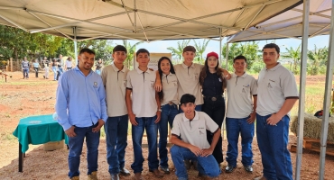  Secretaria Municipal de Meio Ambiente e Desenvolvimento Econômico de Lagoa Formosa prestigia o 25º Fórum Técnico da Escola Agrícola de Patos de Minas