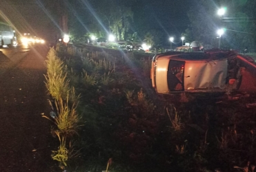 Acidente na BR-365 envolvendo automóvel de Presidente Olegário mata uma pessoa