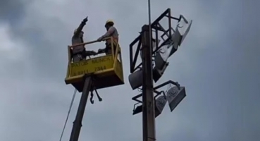 URT ajusta refletores do Mangueirão para jogos do Mineiro 2026