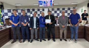 Rádio Clube 98 recebe moção de aplausos da Câmara Municipal de Patos de Minas pelos seus 85 anos de história