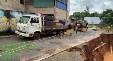 Prefeitura de Patos de Minas atende família no bairro Santa Terezinha e reforça monitoramento em áreas de risco