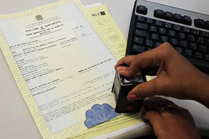  Adolescente terá nome de dois pais na certidão de nascimento