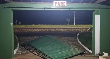 Pai e filho causam prejuízo em motel em Patos de Minas após contratar garota de programa e não ter dinheiro para as despesas 