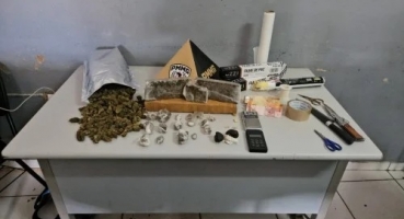 PM de Patos de Minas apreende cerca de três quilos de drogas em residência no Jardim Esperança