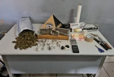 PM de Patos de Minas apreende cerca de três quilos de drogas em residência no Jardim Esperança