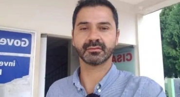 Professor de Presidente Olegário enfrenta doença rara que afeta a visão e pede ajuda