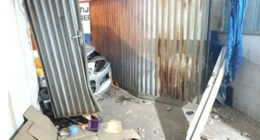 Carmo do Paranaíba - Motorista inabilitado invade residência e condutor de veículo acaba preso