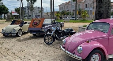 Encontro de carros antigos e motos promove campanha solidária para vítimas das chuvas em Minas