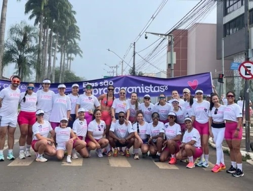 Dia da Mulher - Corrida e Caminhada “Por Elas” reúne milhares de mulheres em Patos de Minas