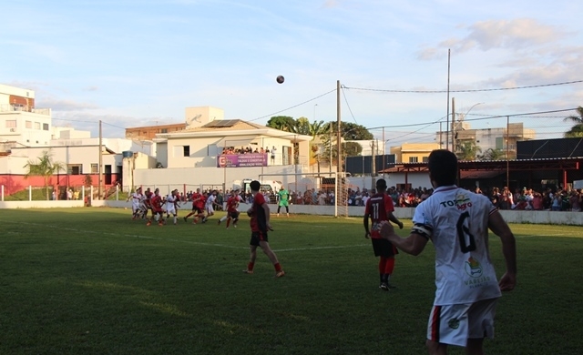 Santa Cruz de Lagoa Formosa empata com o Guimarânia a primeira partida das semifinais da Copa Amapar 2026