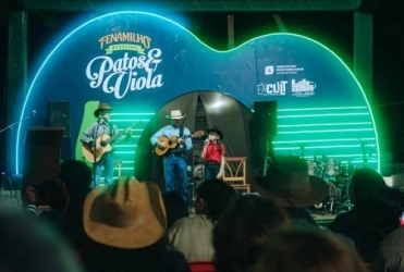 Patos & Viola abre programação nesta segunda-feira (01/06) com músicas classificadas e show da Orquestra de Viola Caipira